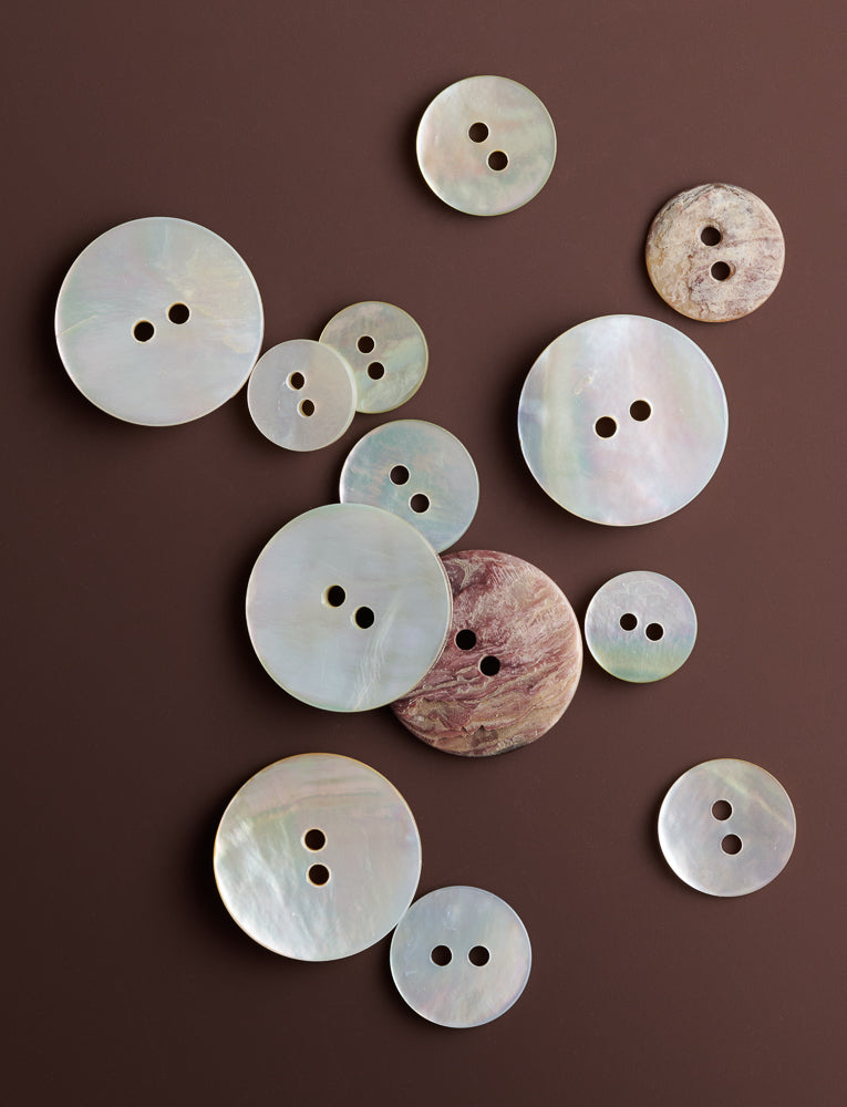 Akoya Pearl Button