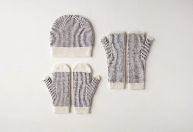 Dappled Hat, Mitten + Hand Warmer Set