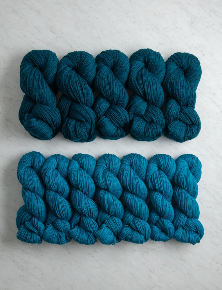 Double Knit Blanket Bundle, Dark Aquamarine + True Turquoise, Throw