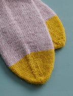 Easy Heel Colorblock Socks in Quartz Pattern Download