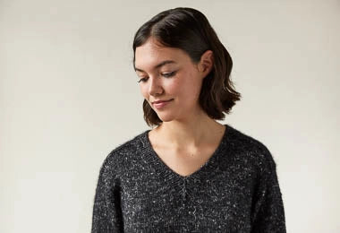 Shoulder Forward Pullover