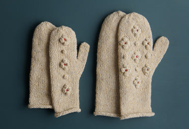 Snowberry Mittens