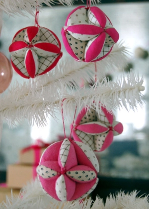 Puzzle Ball Ornaments | Purl Soho