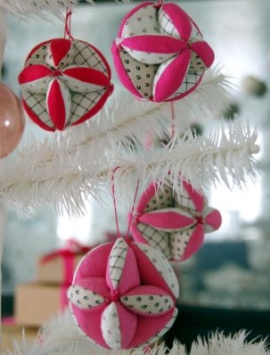 Puzzle Ball Ornaments | Purl Soho