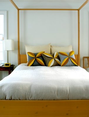 Felt Flower Pillows | Purl Soho