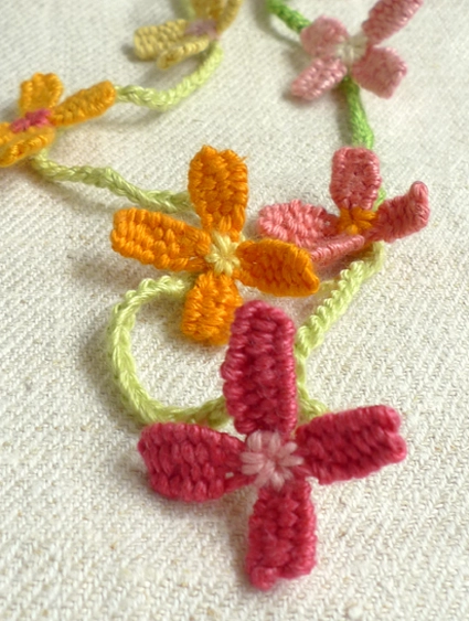 Felt Star Pendant + Tree Topper - Purl Soho, Beautiful Yarn For Beautiful  KnittingPurl Soho