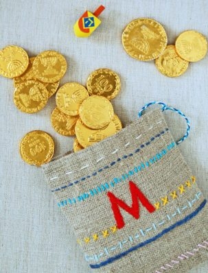 Embroidered Dreidel Game Pouches | Purl Soho