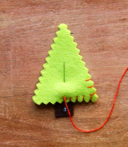 Felt Christmas Tree Pins | Purl Soho