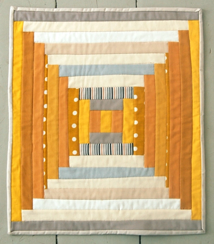 Mini Quilt of the Month, January: Courthouse Steps | Purl Soho