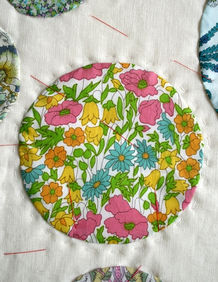 Mini Quilt of the Month, February: Liberty of London Tana Lawn Circular Applique | Purl Soho