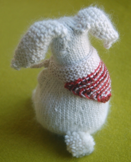 Bunny Hop Bunnies from Knitting at KNoon | Purl Soho