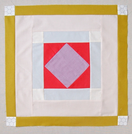 Mini Quilt of the Month, October: Amish Diamond | Purl Soho