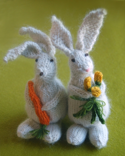 Bunny Hop Bunnies from Knitting at KNoon | Purl Soho