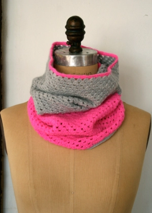 Two-Color Crocheted Cowl | Purl Soho