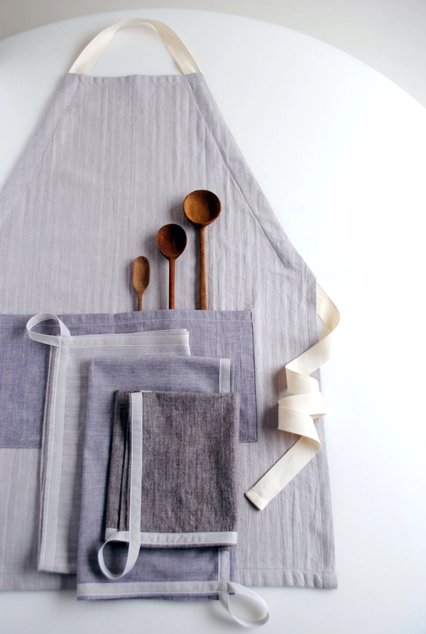 A New Adjustable Apron + Simple Dishtowels | Purl Soho