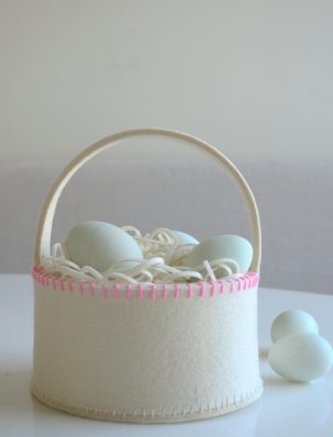 Super Simple Felt Easter Basket | Purl Soho