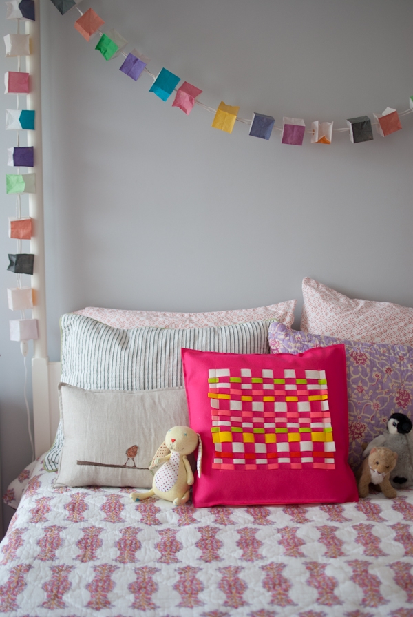 Amy Gropp Forbes of Eclectic Mom: Woven Felt Pillow | Purl Soho