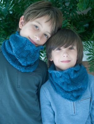 Amy Gropp Forbes of Eclectic Mom: Braided Cowl for Kids | Purl Soho