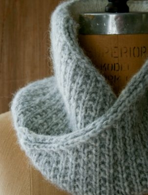 Shawl Collar Cowl | Purl Soho
