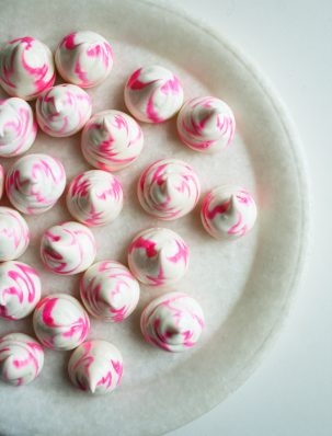 New Year Meringues: Happy Holidays from The Purl Bee! | Purl Soho