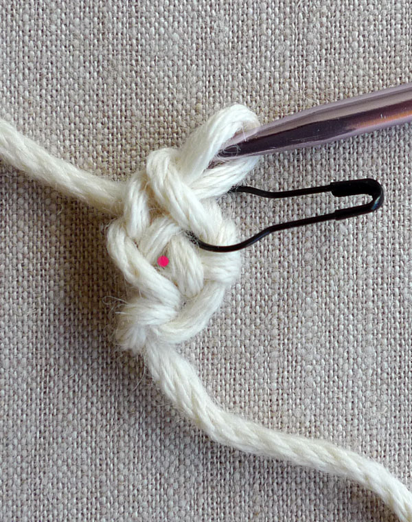 Foundation Single Crochet (FSC) | Purl Soho