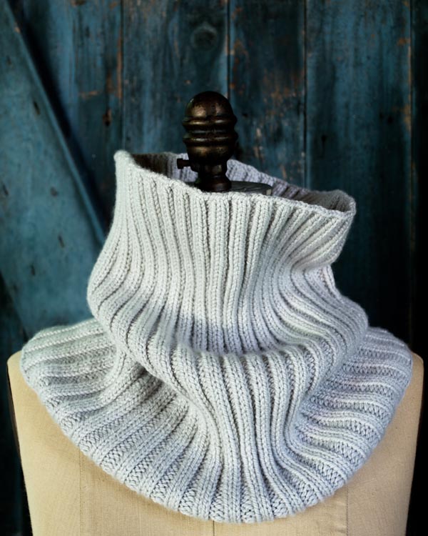 Lovely Ribbed Cowl in Worsted Twist | Purl Soho