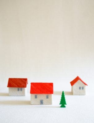 Needlepoint Houses | Purl Soho