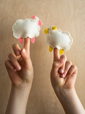 Purl Soho’s Little Lamb Finger Puppets | Purl Soho