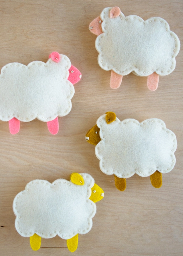 Purl Soho’s Little Lamb Finger Puppets | Purl Soho