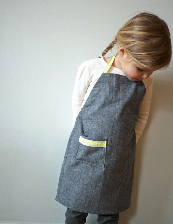 2 Pack Matching Aprons with Pockets for Kids and Adults.Perfect