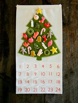 Christmas in July! Our Advent Calendar Kit and Pattern | Purl Soho