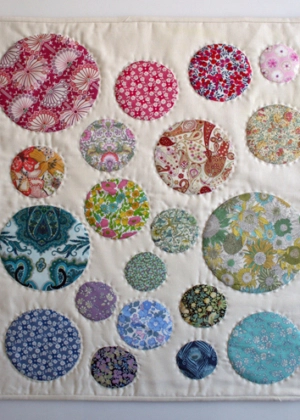 Mini Quilt of the Month, February: Liberty of London Tana Lawn Circular Applique | Purl Soho