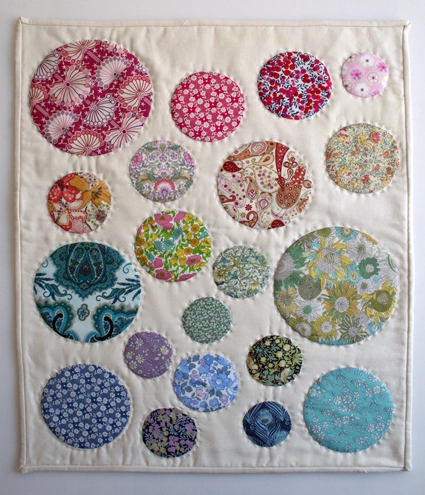 Mini Quilt of the Month, February: Liberty of London Tana Lawn Circular Applique | Purl Soho