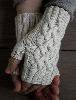 Traveling Cable Hand Warmers | Purl Soho