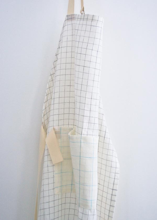 Simple Linen Apron in Linen Grid | Purl Soho