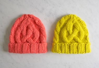 Traveling Cable Hat in Super Soft Merino, for Kids!
