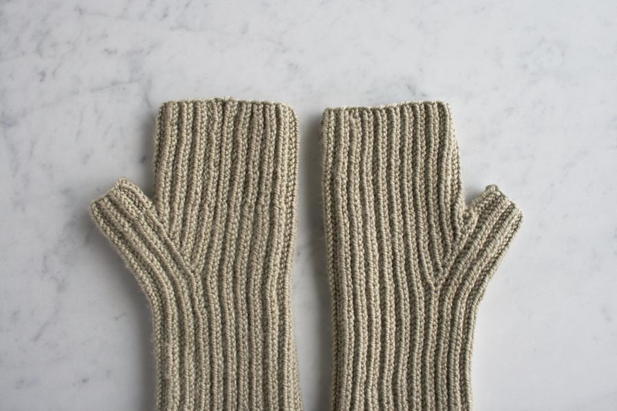 Fisherman’s Rib Hand Warmers | Purl Soho