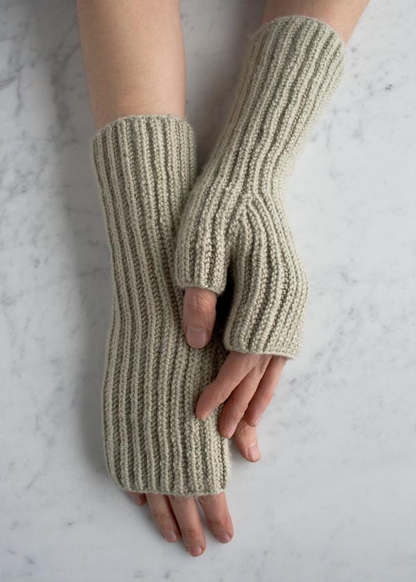 Fisherman’s Rib Hand Warmers | Purl Soho