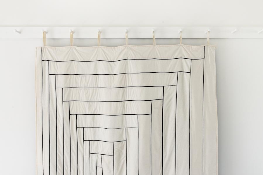 Fine Line Log Cabin Quilt | Purl Soho