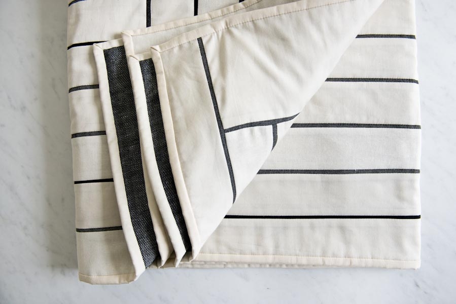 Fine Line Log Cabin Quilt | Purl Soho