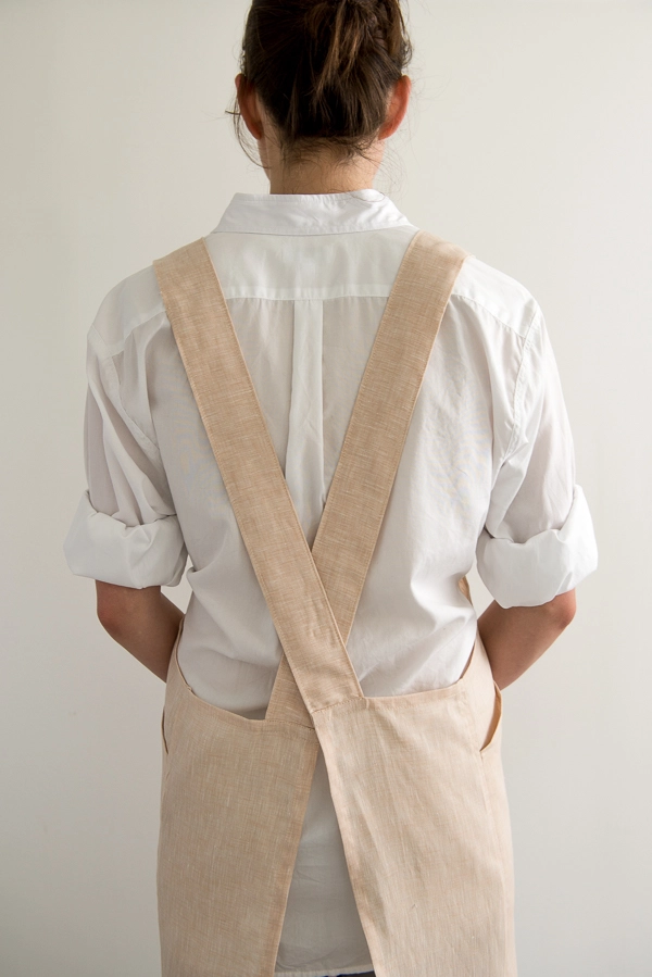 Cross Back Apron in Watercolor Linen - Purl Soho