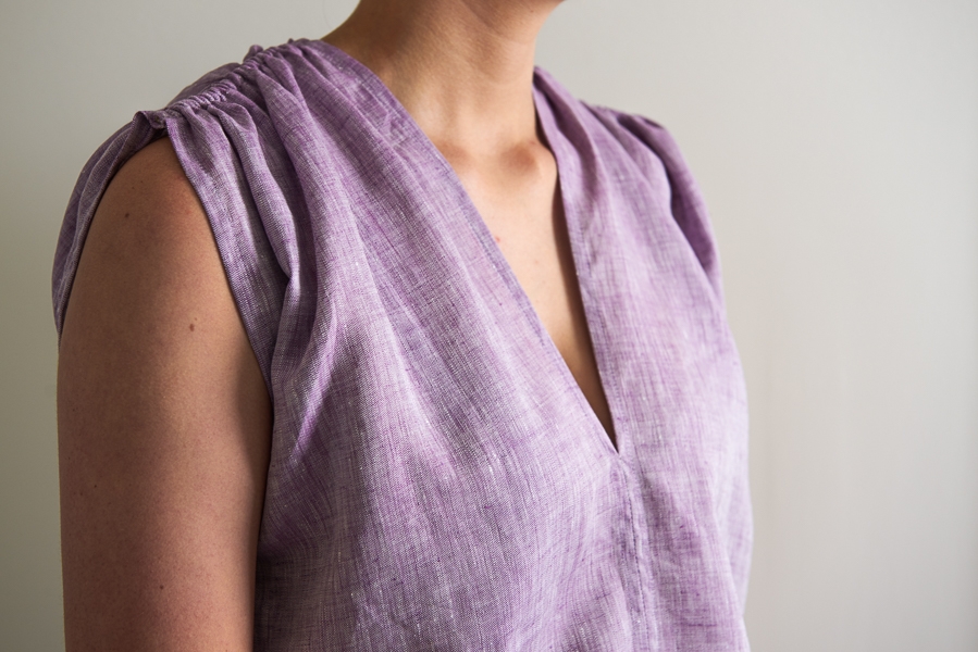 Tunic with Gathered Shoulders in Watercolor Linen | Purl Soho