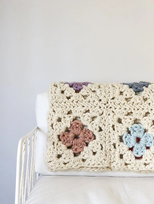 Granny Square Blanket in Gentle Giant | Purl Soho