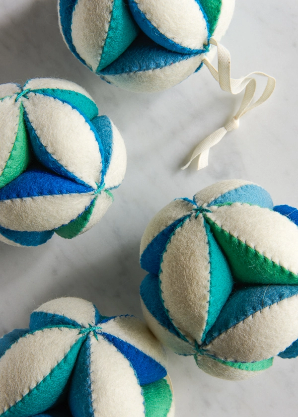 Hand Sewn Puzzle Ball | Purl Soho