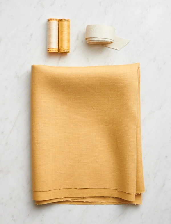 Adjustable Aprons in Daily Linen | Purl Soho