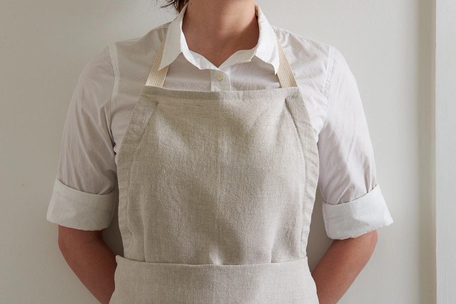 Adjustable Aprons in Daily Linen | Purl Soho