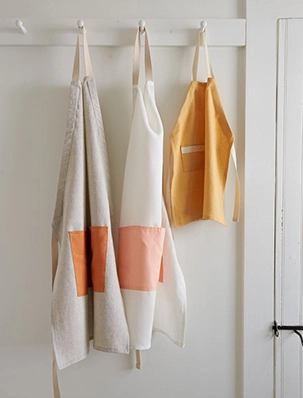 Cross Back Apron in Watercolor Linen - Purl Soho