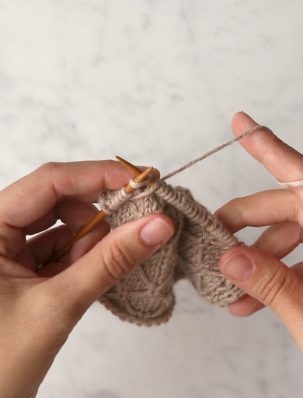 Knit 1 Under Loose Strand (k1 uls) | Purl Soho