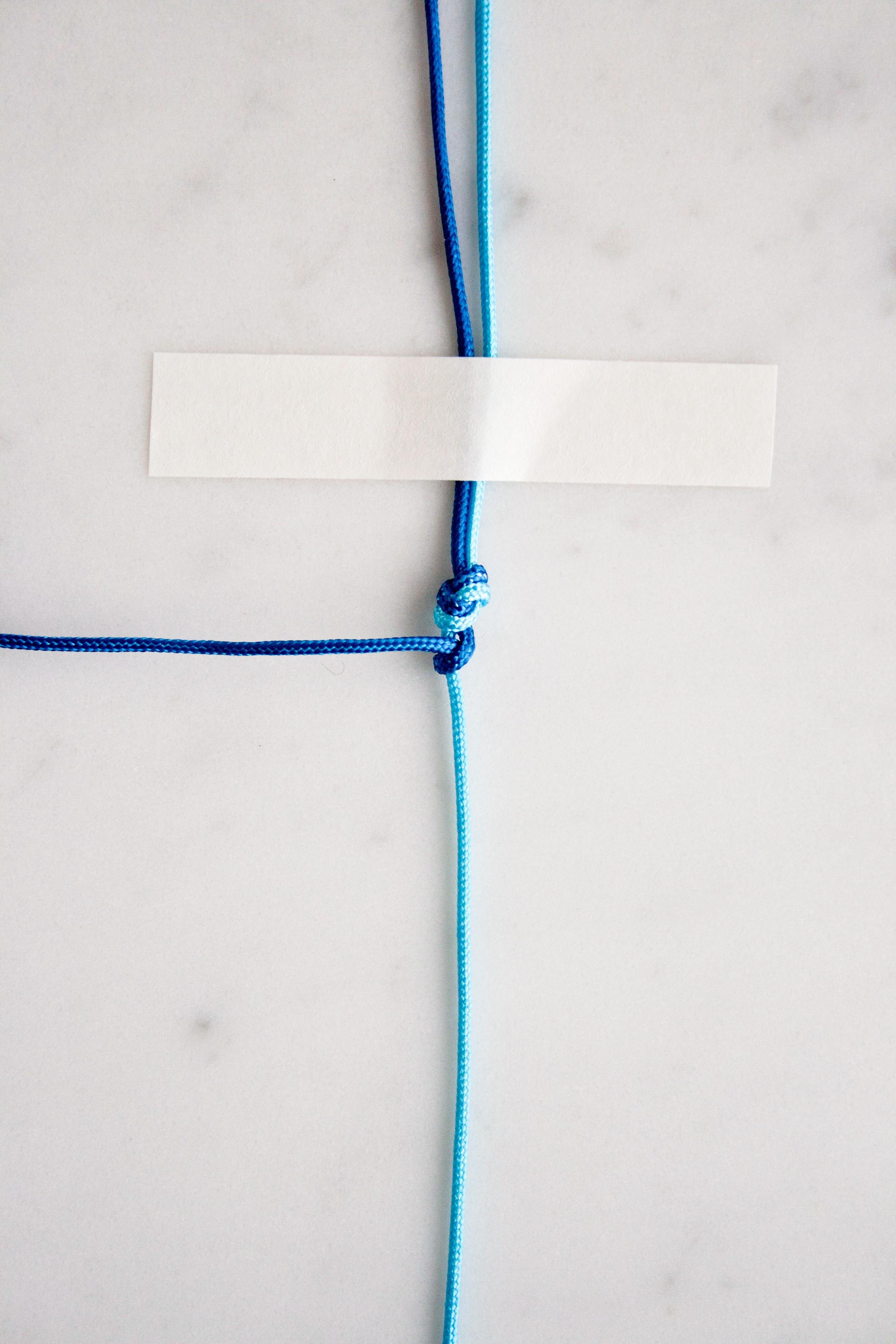 Basic Macramé Knots (HLK + HRK) | Purl Soho