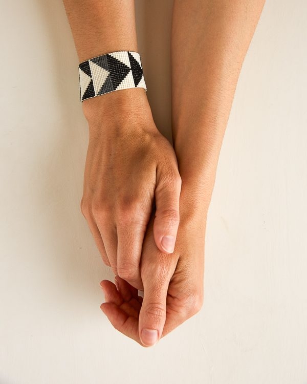 Flying Geese Beaded Cuff | Purl Soho